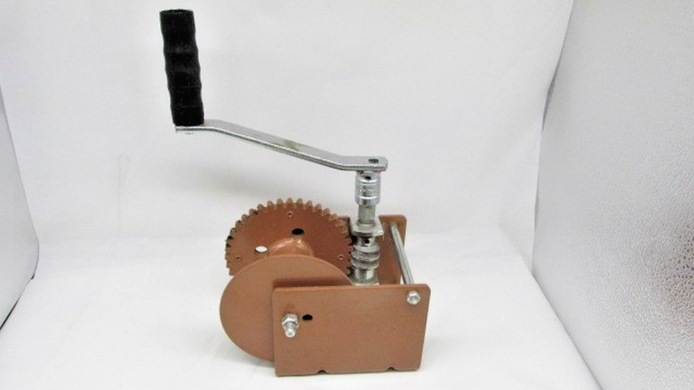 DUTTON LAINSON WG2000 GEAR WINCH WORM GEAR 2000 LBS Hand Crank